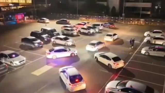 Göçmen kaçakçılığı suç örgütüne operasyon! 14 kişi yakalandı