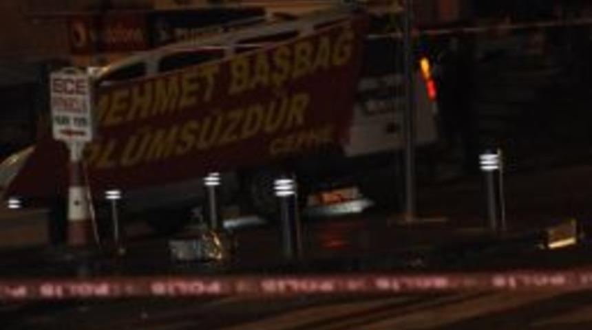 Pankart altına bırakılan ş&uuml;pheli paket korkuttu