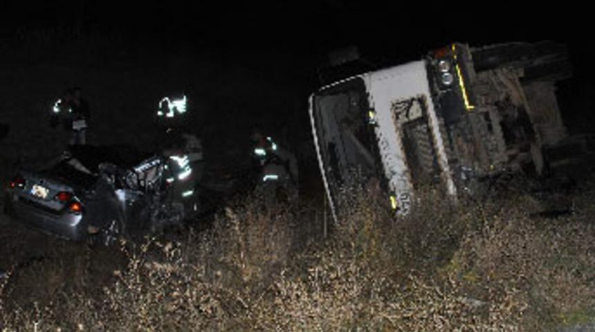 Katliam gibi kaza; 3 ölü, 4 yaralı