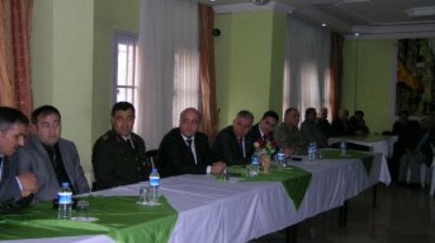 Niksarlılar protokolle bayramlaştı