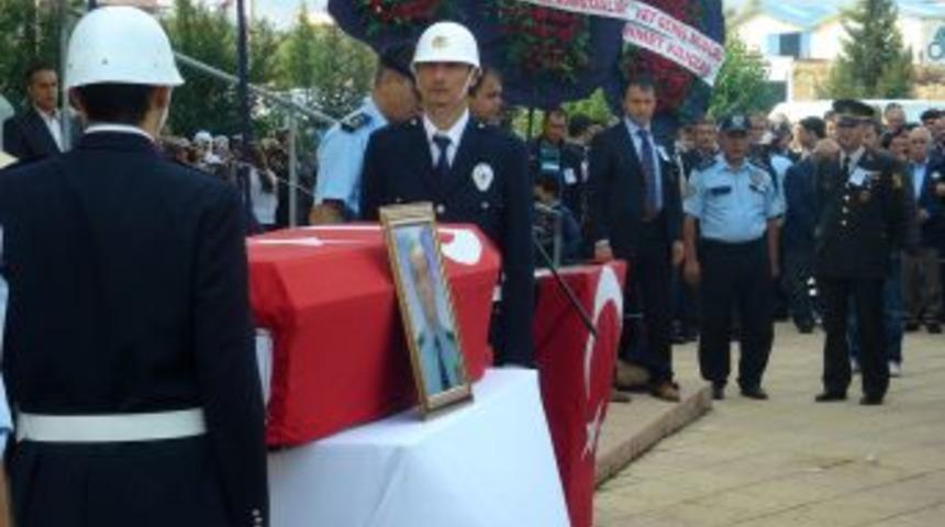 Şehit polis memuru Kadir Alcıoğlu'nun cenaze t&ouml;reni