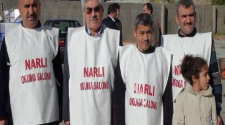 Necip Fazıl K&uuml;lt&uuml;r Vakfı okuma salonundan yardım kampanyası