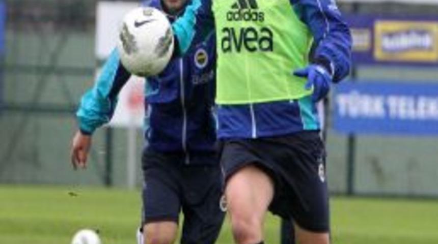 Fenerbahçe, Mersin İdmanyurdu hazırlıklarını sürdürdü