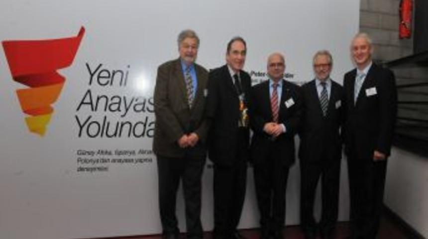 Avrupalı anayasa uzmanları: Yeni anayasa s&uuml;recine geniş katılım sağlanmalı