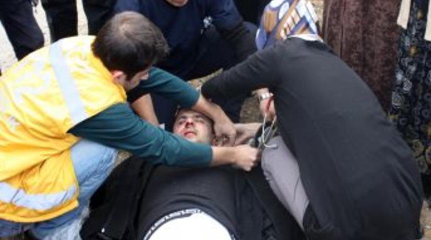 Taşlı&ccedil;ay'da trafik kazası: 2 ağır yaralı