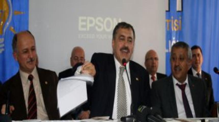 Bakan Eroğlu, 25 milyonluk 6 yeni projenin m&uuml;jdesini verdi