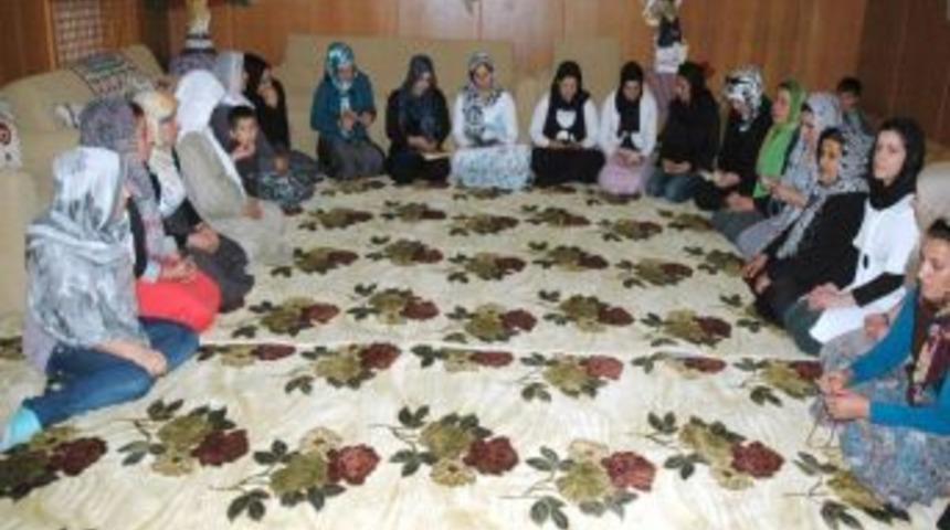 Şırnaklı kadınlar Tenzile Erdoğan i&ccedil;in hatim okudu