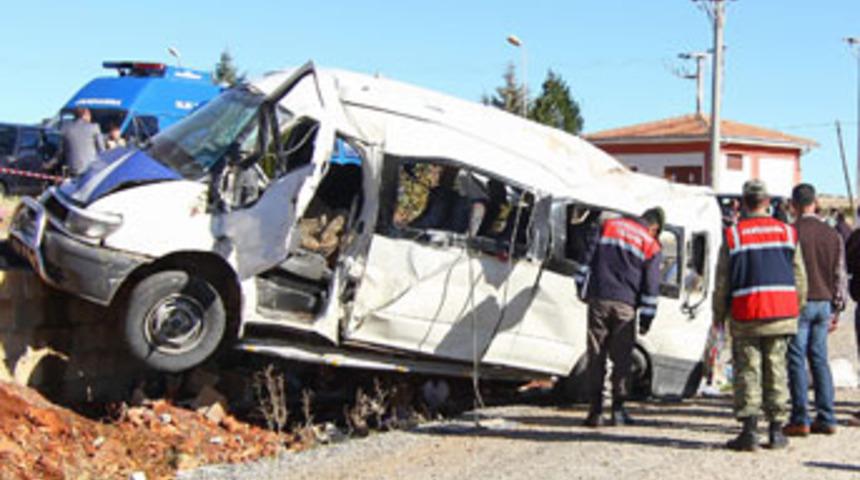 Kaza ter&ouml;r&uuml; 11 can aldı