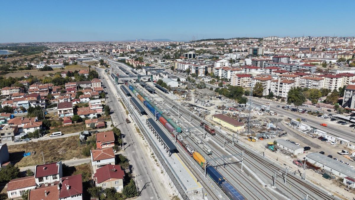 Akın edecekler  Bir ile hızlı tren:  İstanbul da işi olan burada yaşar  8