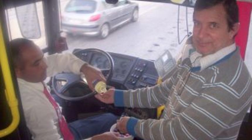 Şof&ouml;r Bayram'dan bayramda &ouml;rnek davranış