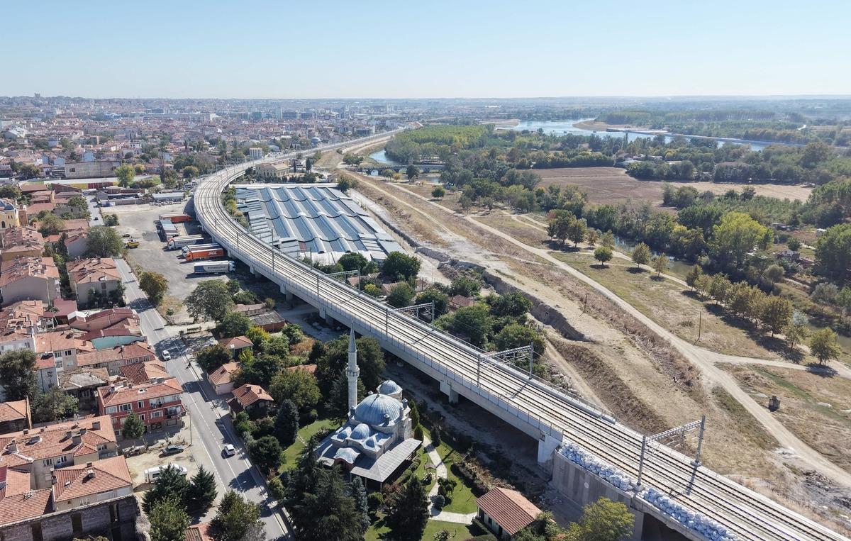 Akın edecekler  Bir ile hızlı tren:  İstanbul da işi olan burada yaşar  4