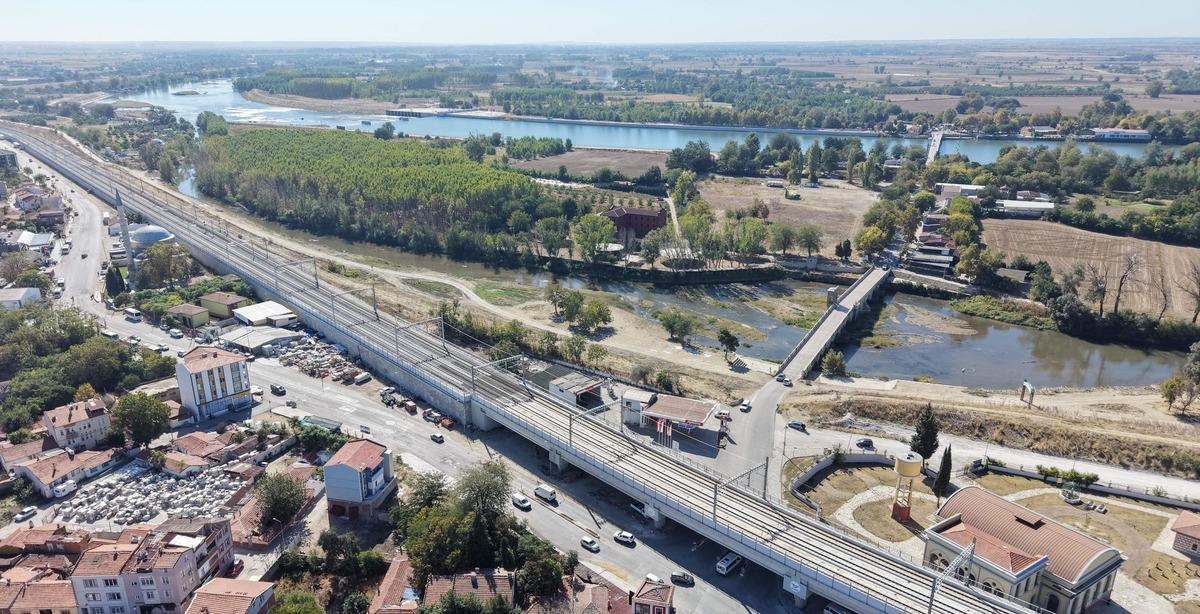  Akın edecekler  Bir ile hızlı tren:  İstanbul da işi olan burada yaşar  3