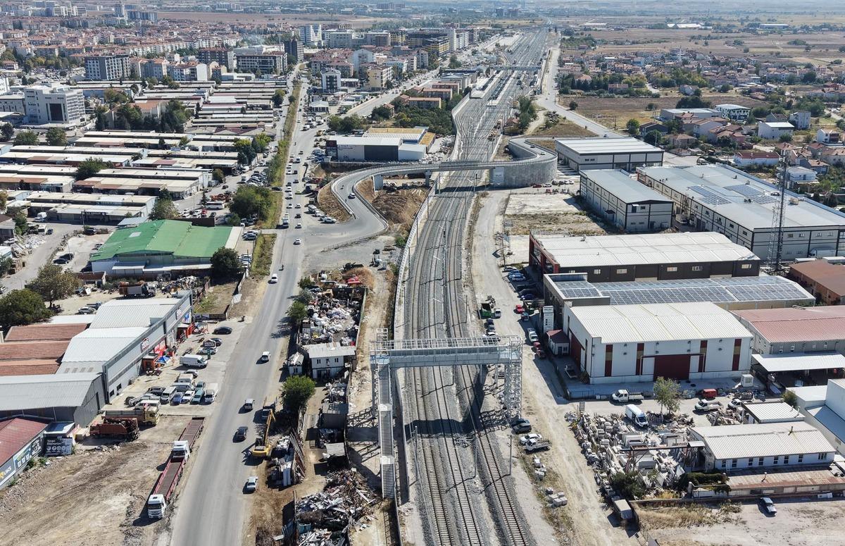  Akın edecekler  Bir ile hızlı tren:  İstanbul da işi olan burada yaşar  2