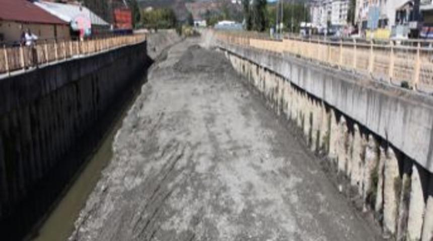 Alibeyk&ouml;y deresi kışa hazırlanıyor