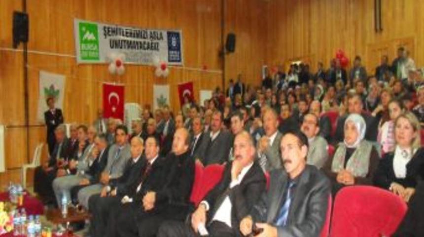 Şairler Orhaneli'nde Cumhuriyet şiirleri okudu