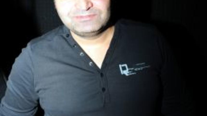 Van depreminin acısı t&uuml;rk&uuml; oldu