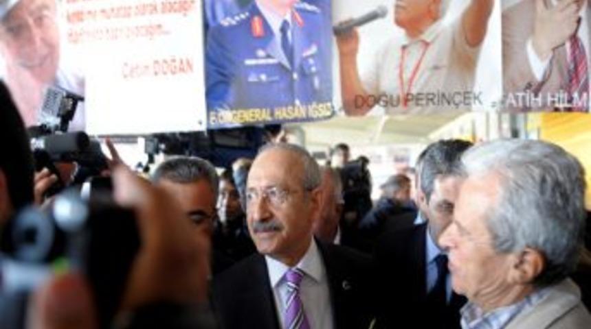 Kılı&ccedil;daroğlu, sanık yakınlarıyla g&ouml;r&uuml;şt&uuml;