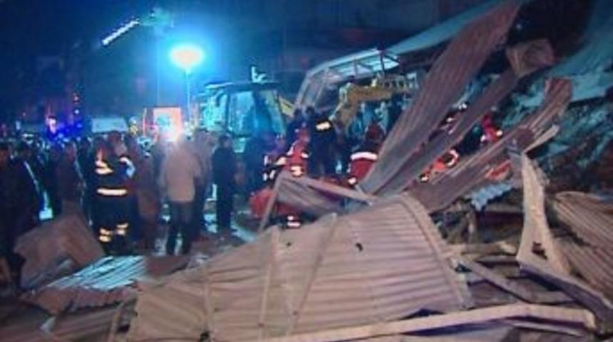 vanda 5.7 şiddetinde deprem bayram otel'i yıkıldı