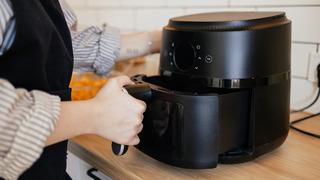 Airfryer'ı olanlar dikkat! Uzman tek tek açıkladı: Bu 5 yiyeceği sakın pişirmeyin