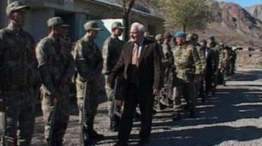 Vali &Ccedil;olak Belenoluk Karakolu'nu ziyaret etti