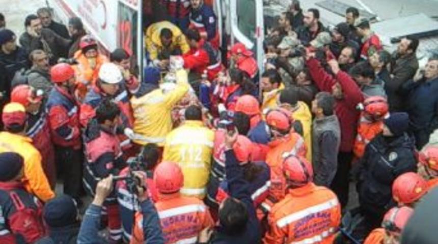 Yardım i&ccedil;in gelen Japon doktor yaralı olarak kurtarıldı