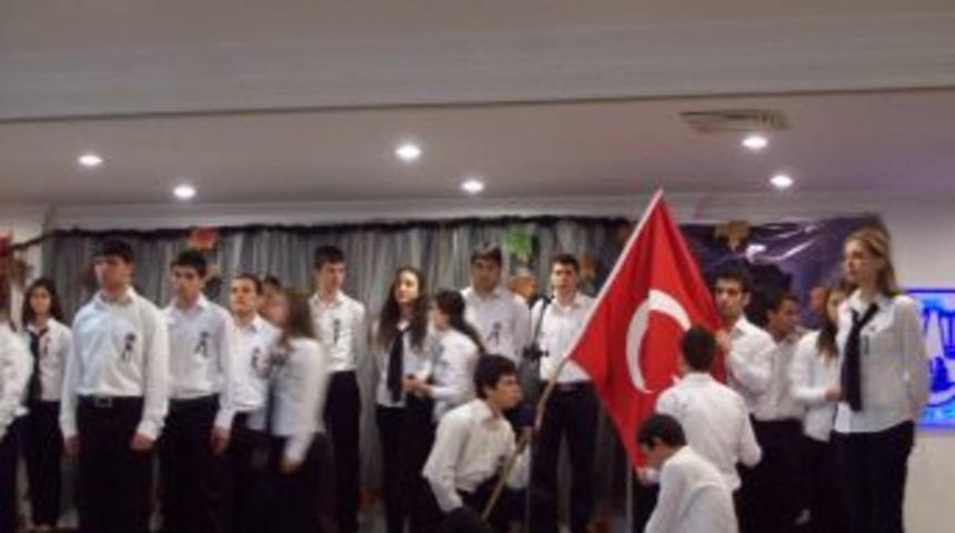 Atat&uuml;rk &ouml;l&uuml;m&uuml;n&uuml;n 73. yılında Karam&uuml;rsel'de anıldı