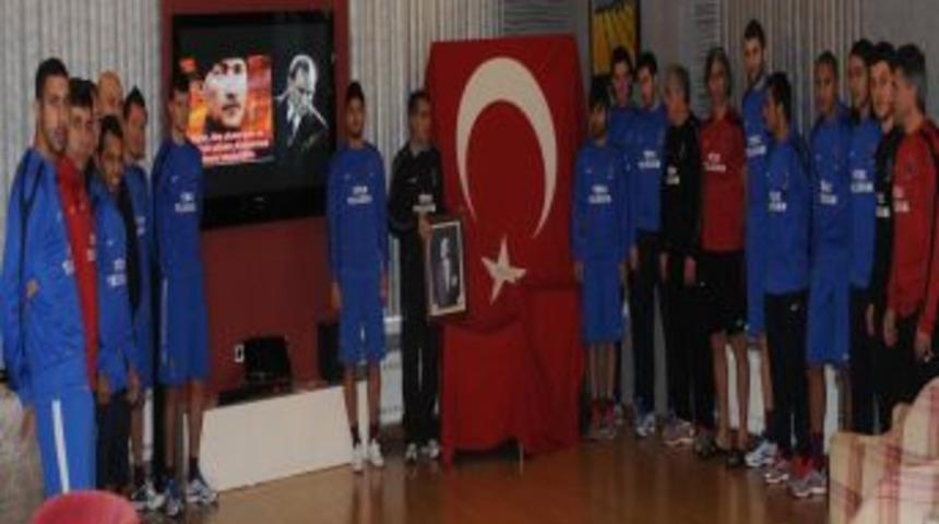 Trabzonspor, Ata&rsquo;yı unutmadı