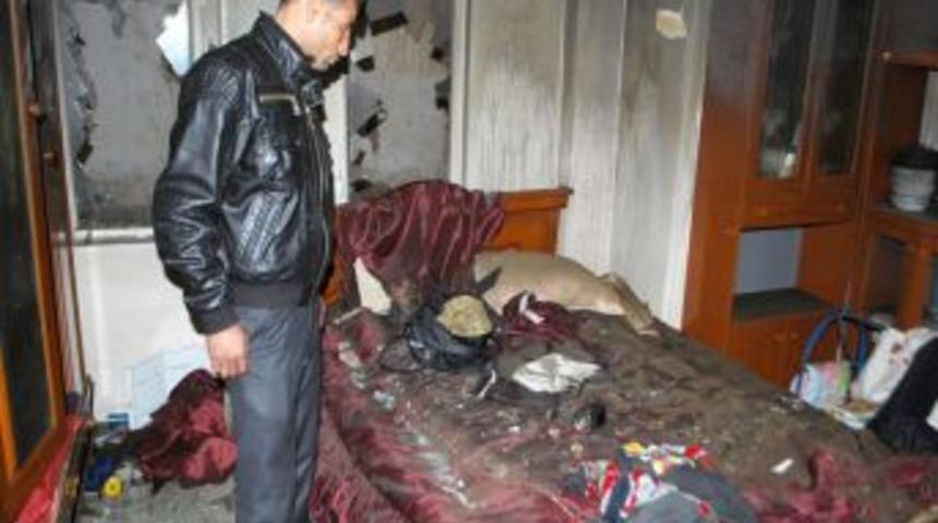 &Ccedil;akmak'la oynayan &ccedil;ocuk &ccedil;ıkan yangında hayatını kaybetti