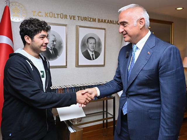 Taşımalı eğitimden Hacettepe tıbba uzanan başarı