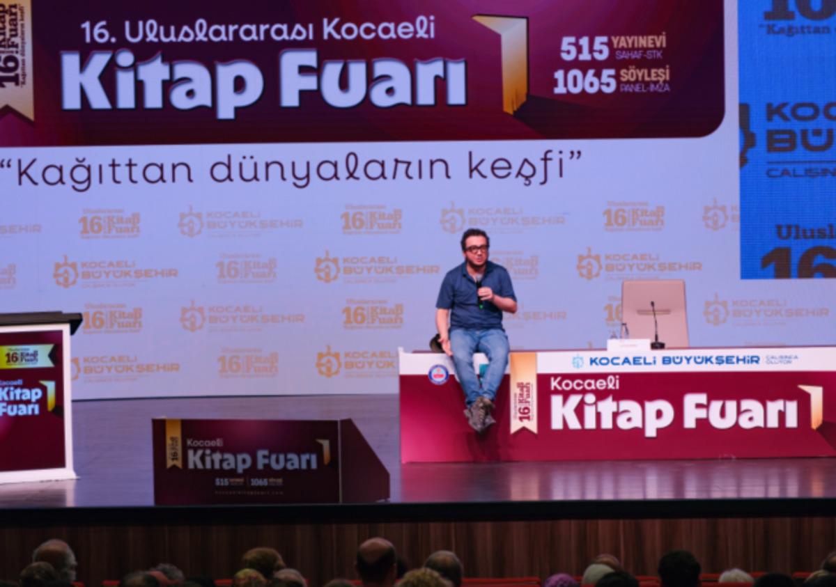 T&uuml;rkiye&rsquo;nin en b&uuml;y&uuml;k kitap fuarı Kocaeli&rsquo;de kapılarını a&ccedil;tı 8