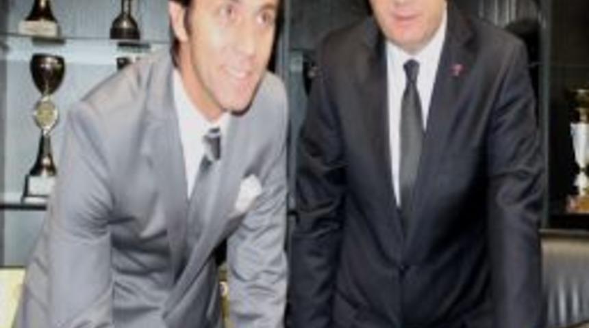 B&uuml;lent Korkmaz Resmen Karab&uuml;kspor da