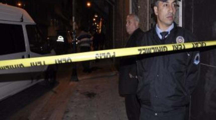 Zeytinburnu&rsquo;nda ses bombası patladı