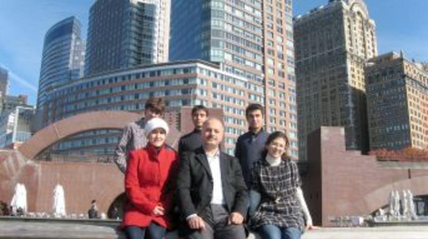 Yamanlar, &ouml;d&uuml;l kazanan &ouml;ğrencilerini New York gezisine yolladı