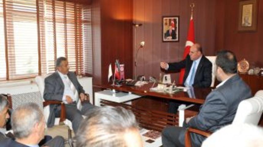 Muhtarlar, Başkan Ayanoğlu&rsquo;nu ziyaret etti