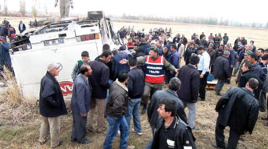 Kazada can pazarı: 34 yaralı