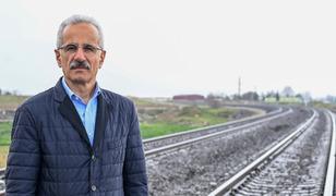 Bakan Uraloğlu duyurdu: Hızlı trene doğrudan bağlanan il sayısı 14'e &ccedil;ıkacak