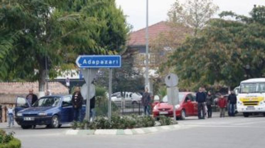 Ara&ccedil;lardan inip saygı duruşunda bulundular