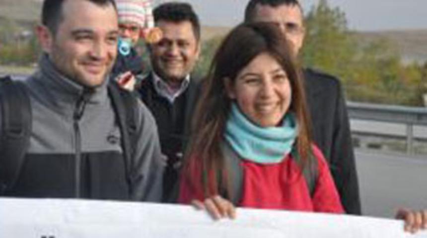 Atanmayan &ouml;ğretmenler Ankara&rsquo;ya y&uuml;r&uuml;yor