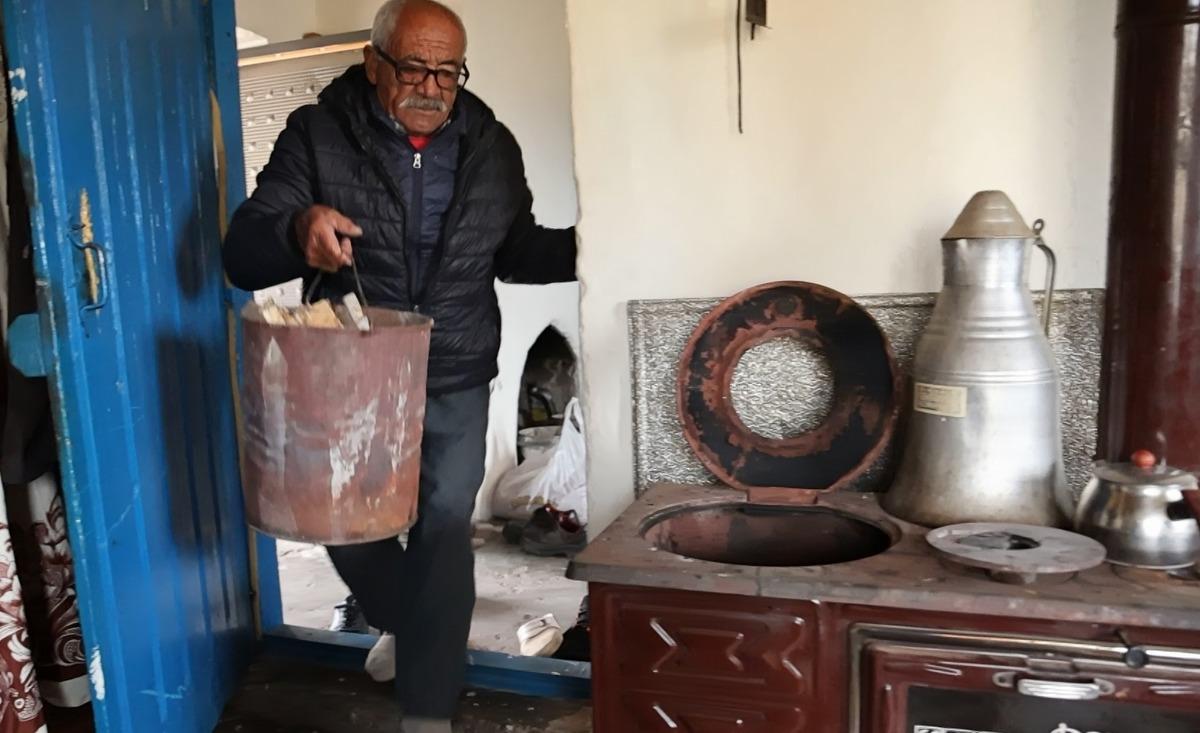 11 yıl önce herkes terk etti: Hayalet köyün tek sahibi 72 yaşındaki Selami dede! 1