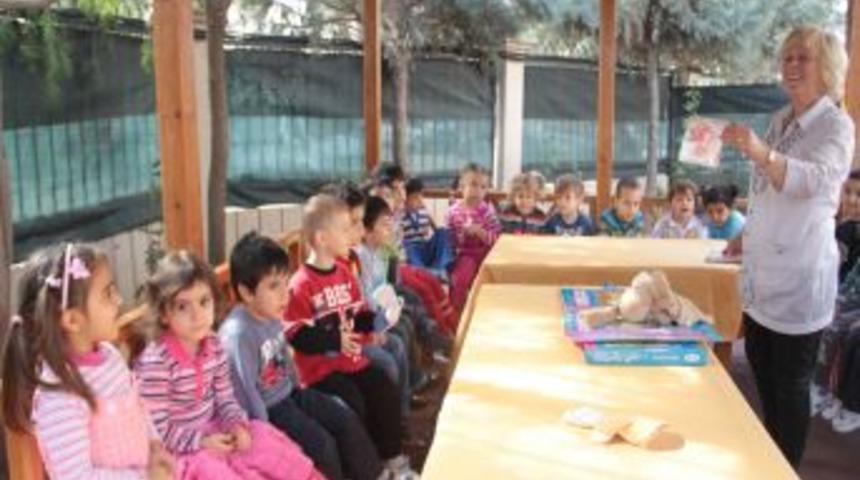 İngilizce'yi ana okulunda &ouml;ğreniyorlar