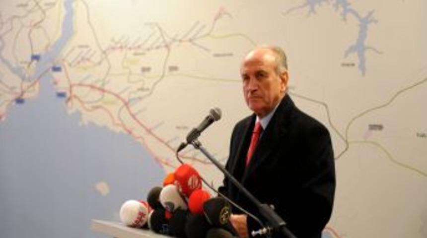 Topbaş: İstanbul depremi T&uuml;rkiye'yi 10 yıllarca geriye g&ouml;t&uuml;rebilir