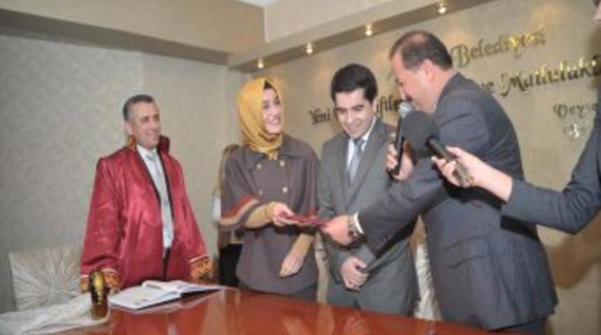 Altındağ&rsquo;da 11.11.11 &ccedil;ılgınlığı: 72 &ccedil;ift nikah kıydırdı