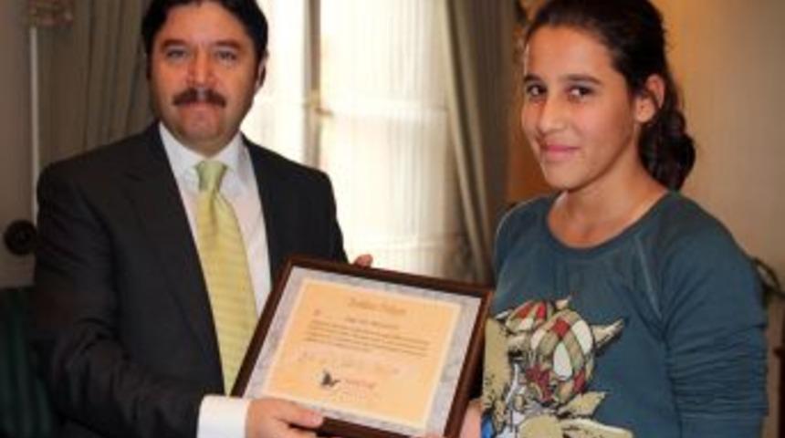 Hayvan Hakları Federasyonu, Muğla Valisi Şahin&rsquo;e teşekk&uuml;r ziyareti yaptı