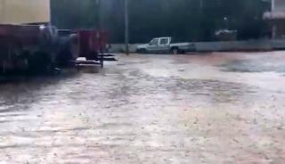 Gaziantep&rsquo;te etkili olan dolu ve sağanak hayatı olumsuz etkiledi