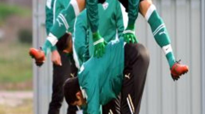 Bursaspor, Samsunspor ma&ccedil;ına sıkı hazırlanıyor