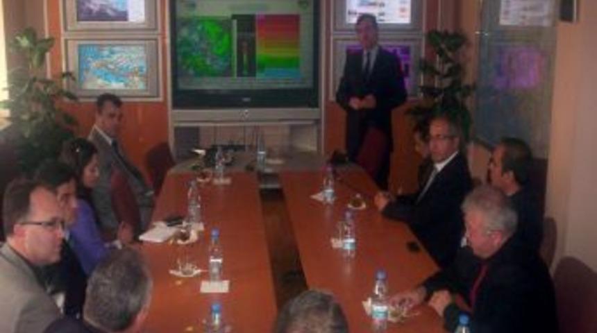 Şahin: B&ouml;lgede 2-6 saat &ouml;nceden halk uyarılacak