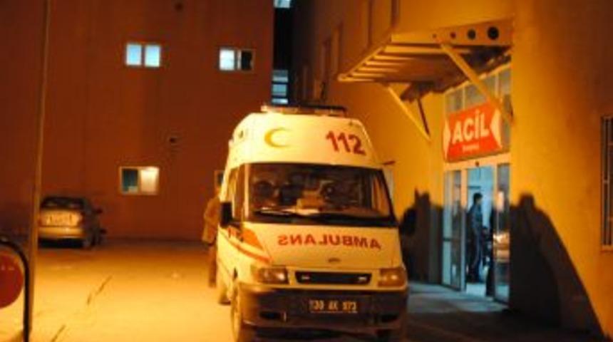 Hakkari'de trafik kazası: Aynı aileden 6 kişi yaralandı