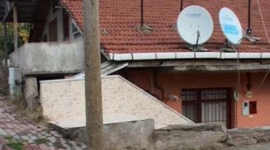 Gemi ka&ccedil;ıran ter&ouml;ristle bağlantılı olduğu iddiasıyla 1 kişi g&ouml;zaltına alındı