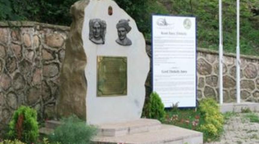 Başkan Karaosmanoğlu&rsquo;na Macar liyakat nişanı