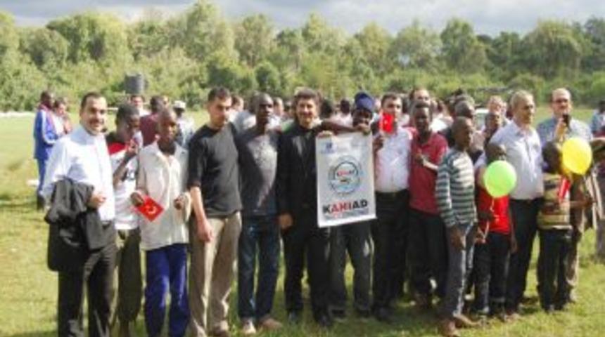 Kırşehir&rsquo;den Van&rsquo;a ve Somali&rsquo;ye yardım k&ouml;pr&uuml;s&uuml;